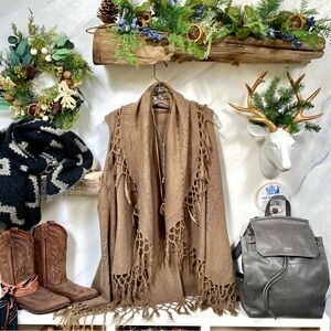 Matt & NAT vegan leather MUMBAI backpack in rustic grey finish